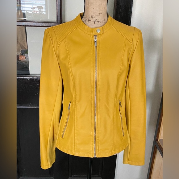 NWOT. Express Faux Leather Moto
Jacket, Sz L - Picture 2 of 10